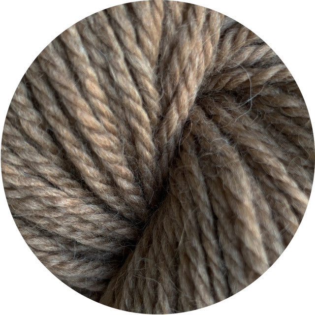 fawn weepaca / worsted