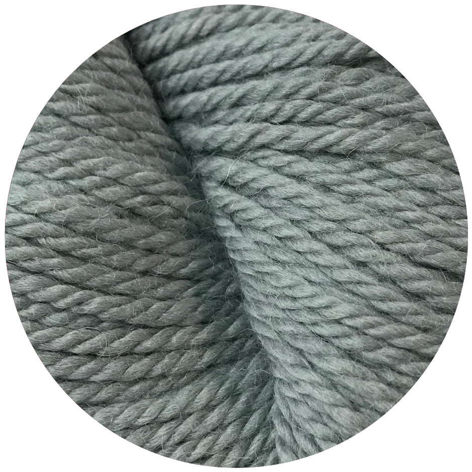 grey day weepaca / worsted