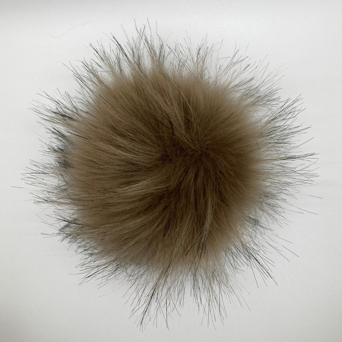 mocha faux pompom (13-15 cm)