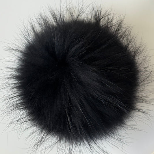 black XL Pom