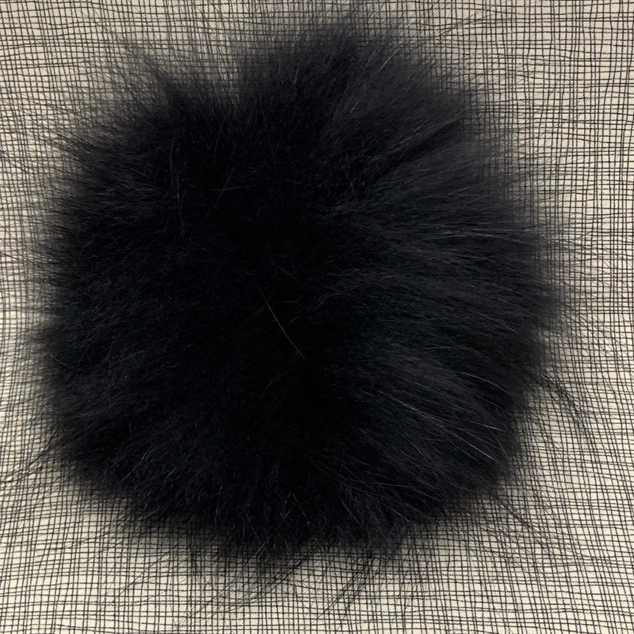 black XL Pom - carded