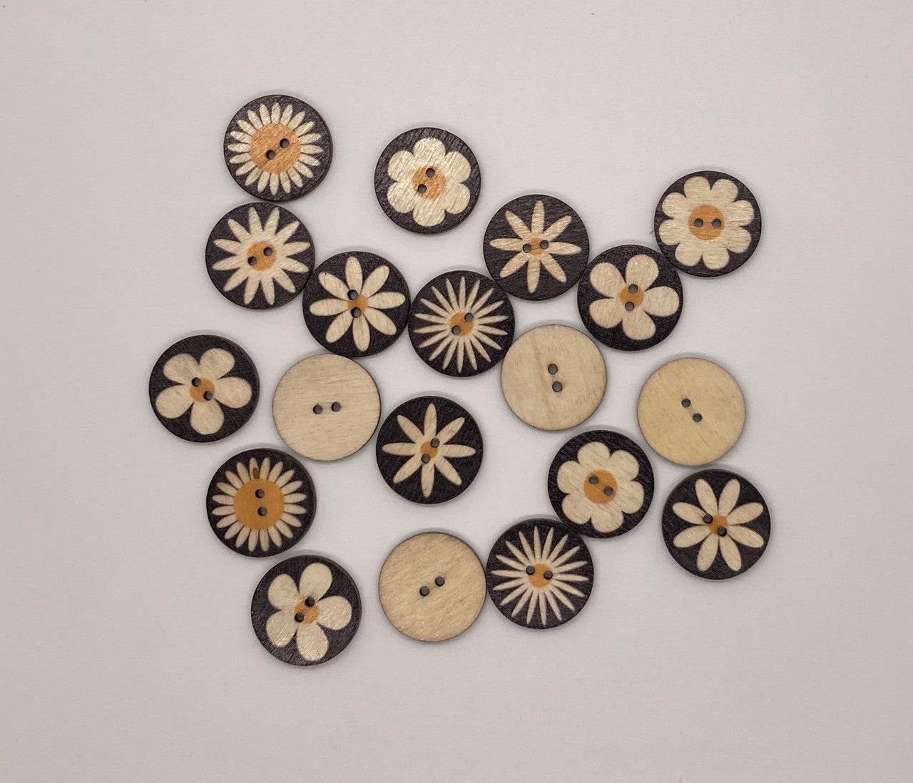 daisy tan button - 1 inch (25 mm)